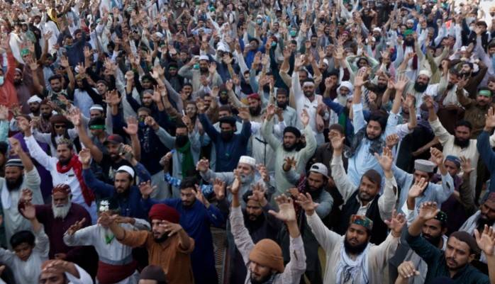 Another policeman succumbs to injuries as TLP protesters remain defiant  