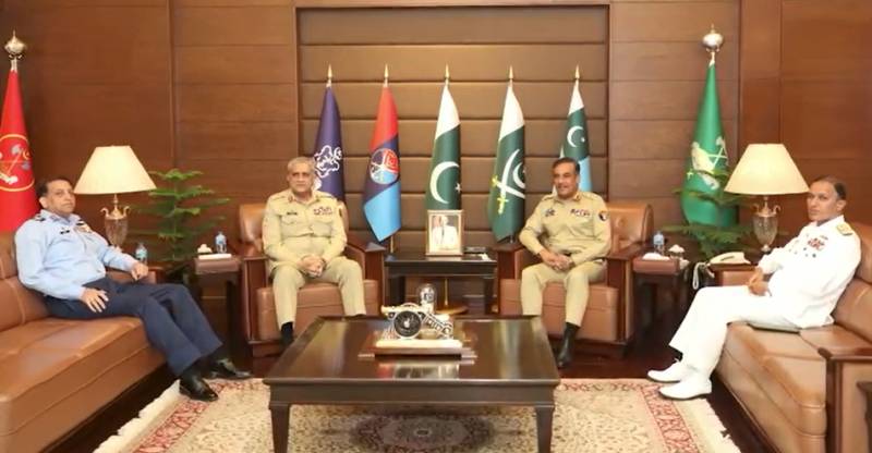 Top military commanders of Pakistan in a meeting at GHQ.