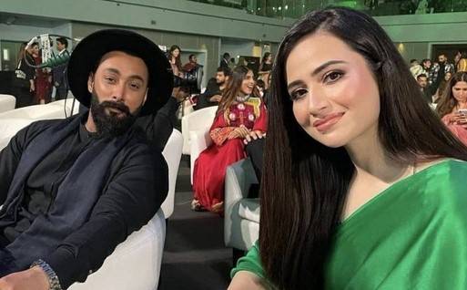 Trolls butcher pictures of Sana Javed and Umair Jaswal