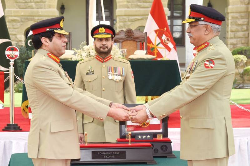 Lt Gen Nadeem Anjum hands over Karachi Corps to Lt Gen Saeed