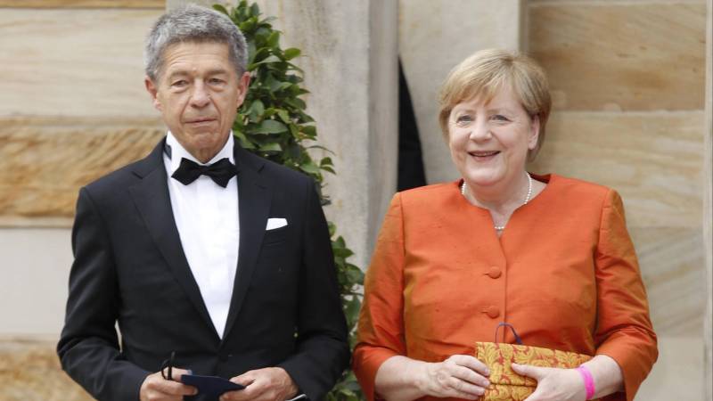 Merkel's husband calls unvaccinated Germans 'lazy'