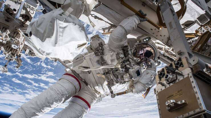 NASA postpones ISS spacewalk