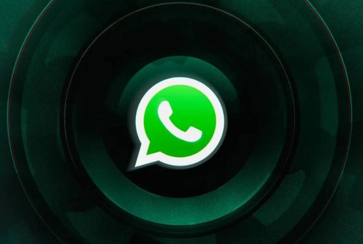 Watch how to listen WhatsApp audio message before sending it