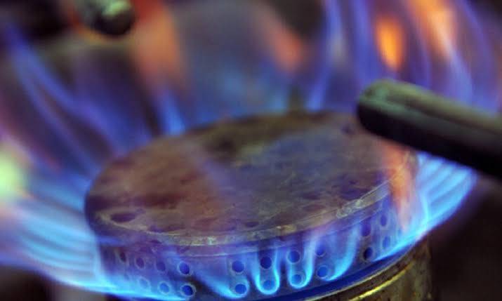 Tempers fray as gas outages duration widens