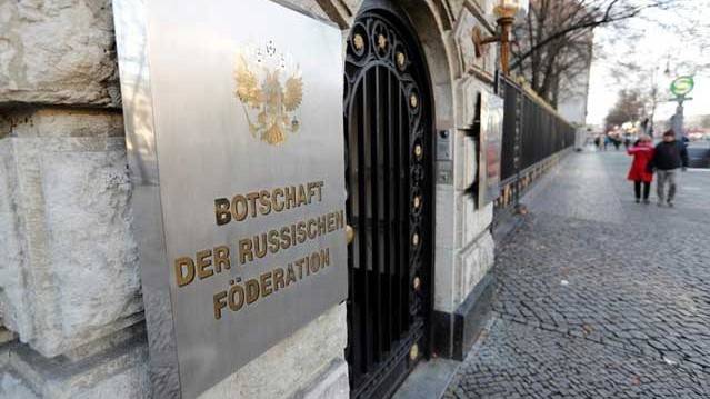 Russia expels two German diplomats in tit-for-tat move