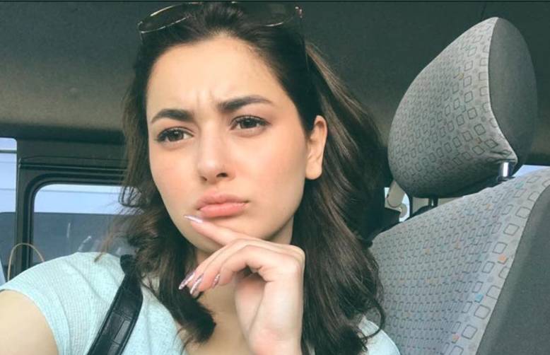 Netizen finds Hania Aamir beautiful but not worthy of love 