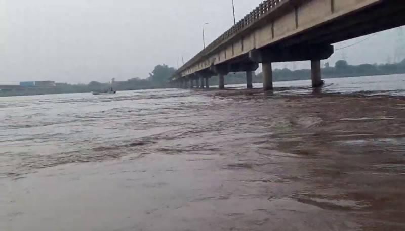 Flood in River Chenab, alert issued, 50 villages could be drowned 