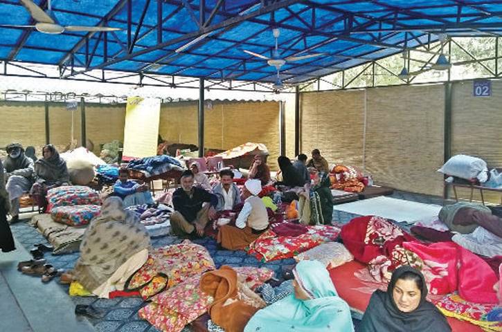 Lahore starts Ehsas Libas Program in 12 public shelters