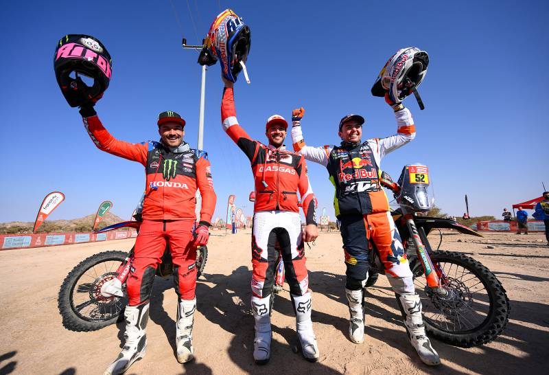 Al-Attiyah claims fourth Dakar crown, Sunderland wins bike title