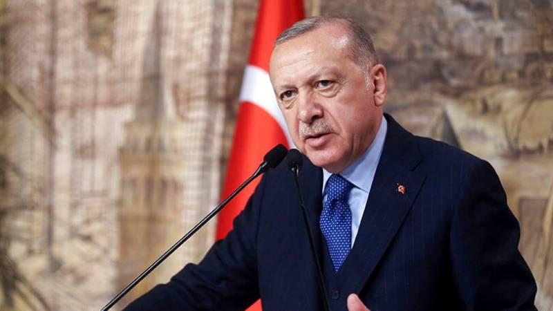 Erdogan threatens to punish Turkish media over 'harmful content'