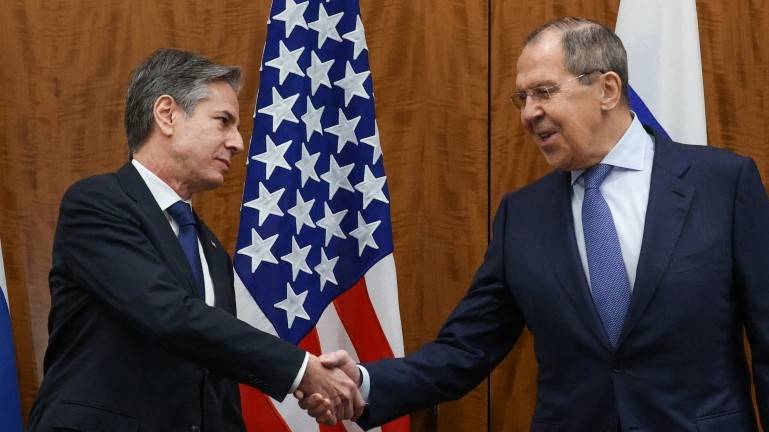 Blinken to speak with Russian counterpart Lavrov Tuesday