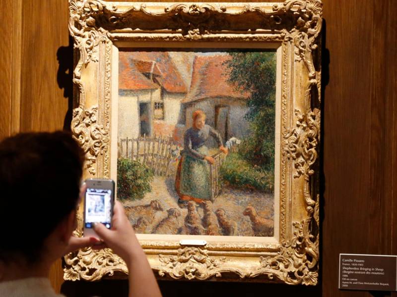 France to approve returning 15 art works stolen from Jews