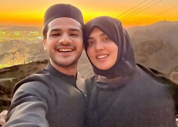 TikTokers Kanwal & Zulqarnain’s relaying of Umrah snaps riles netizens