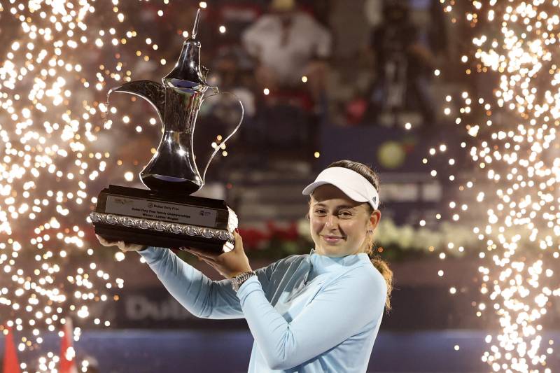 Ostapenko caps week to remember with Dubai title