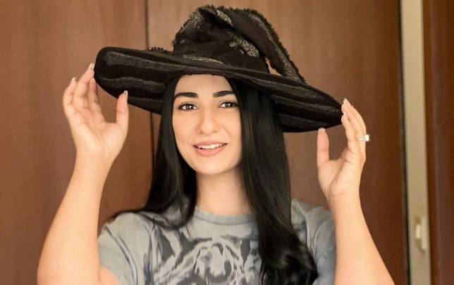 Sarah Khan labelled ‘Cowgirl’ over western looks