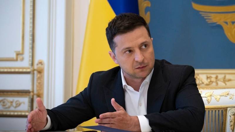 Ukraine demands security guarantees from West, Russia