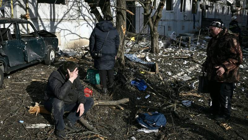 Bloodshed, tears in eastern Ukraine as Russia attacks