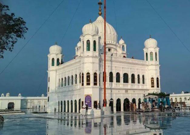 Kartarpur corridor reunites Hindu family after 51 years  