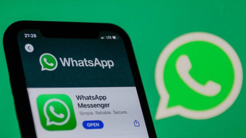 How to share WhatsApp status updates to Facebook and other apps