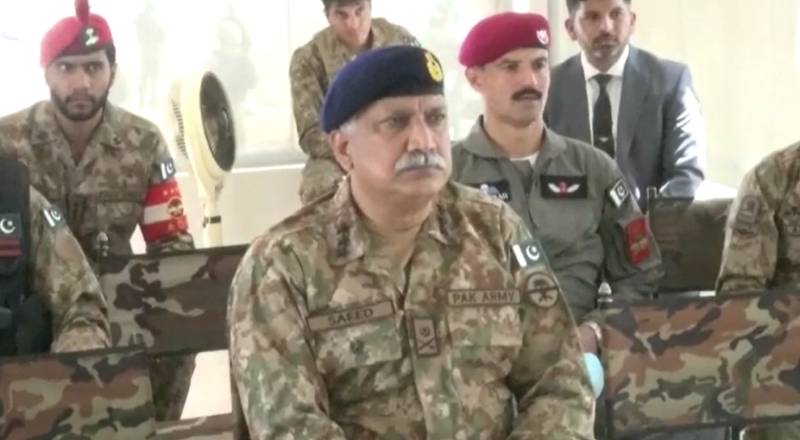 Corps Commander Karachi visits Kotri Field Firing Ranges Hyderabad