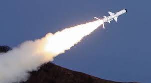 Russia uses advanced hypersonic missiles in Ukraine for the first time