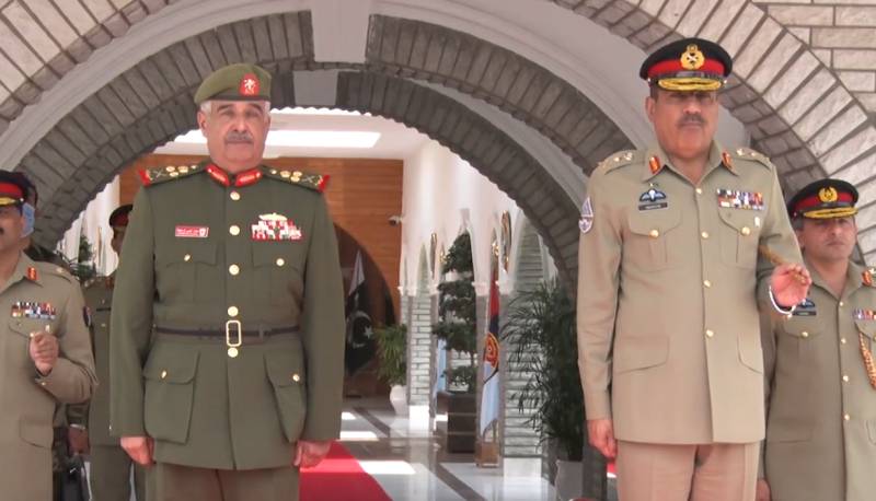 Bahrain’s Commander, Azerbaijan’ Defence Minister meet CJCSC