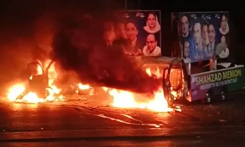 Unidentified persons set PTI camp to fire at Bhatti Chowk