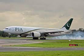 PIA plane escapes disaster after windscreen cracks