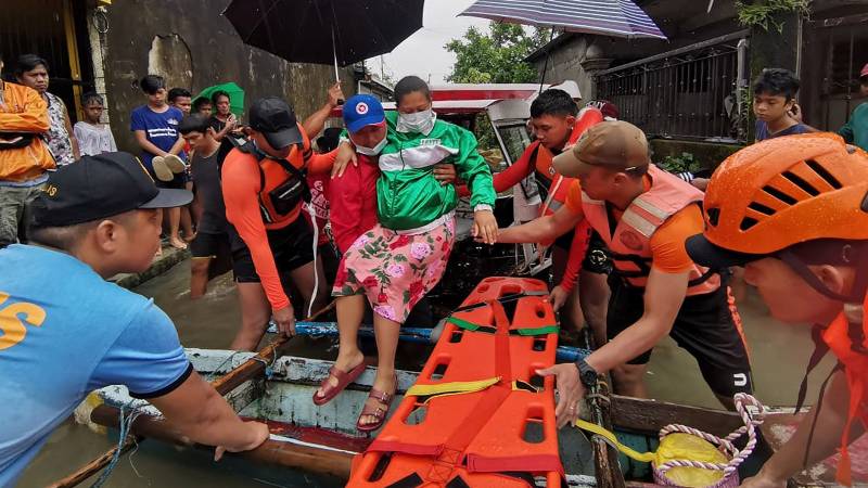 24 dead in Philippines landslides, flooding: authorities 