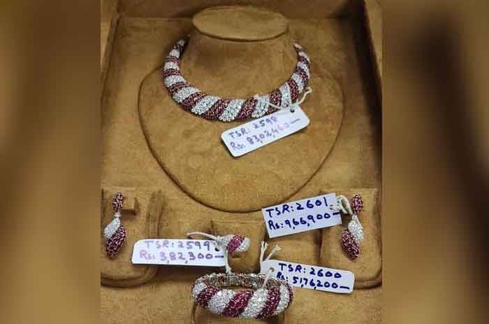 FIA initiates first inquiry against Imran Khan on selling gifted necklace as PM