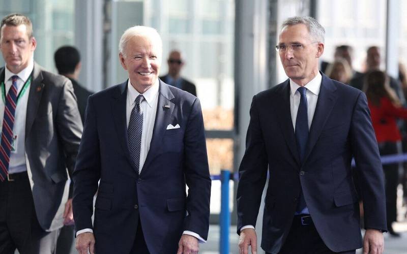 Biden, allies meet over Ukraine as conflict escalates in east