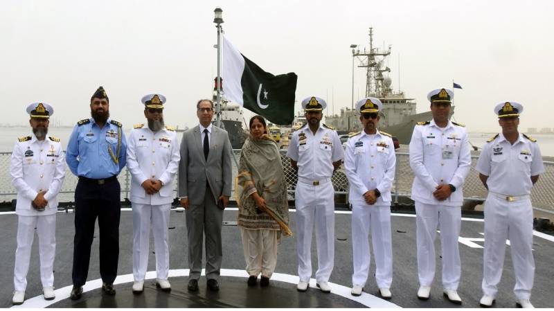 PNS SHAMSHEER visits Bahrain as part of Flag Showing Mission