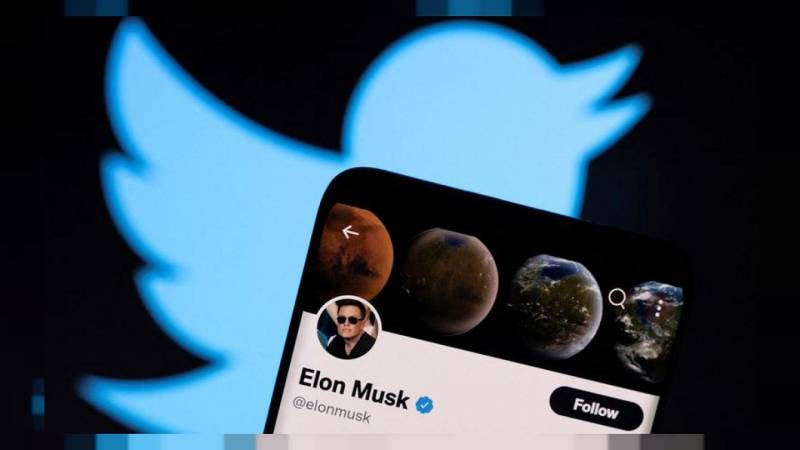 Musk says he has financing to take Twitter buyout bid to investors