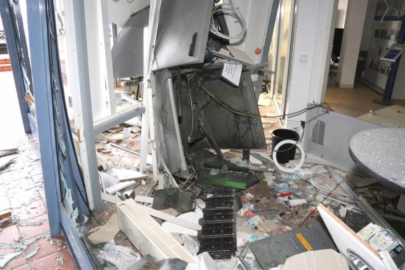 Dutch police arrest three over German ATM explosions