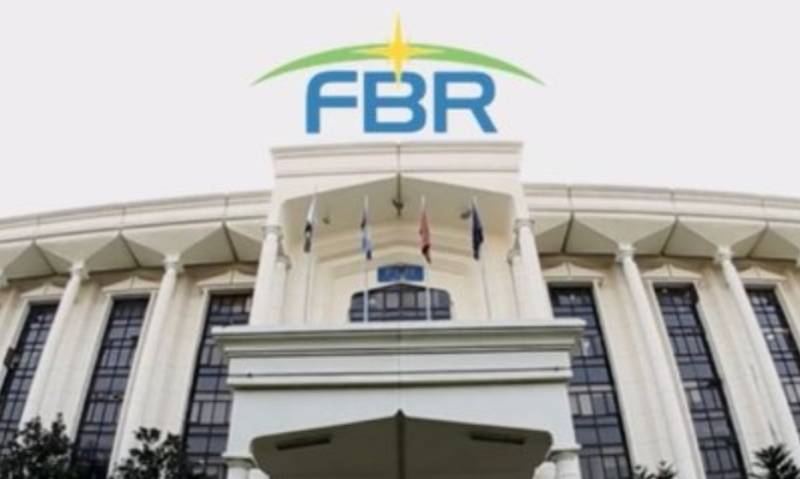 FBR freezes railways bank accounts; recovers Rs27.4m