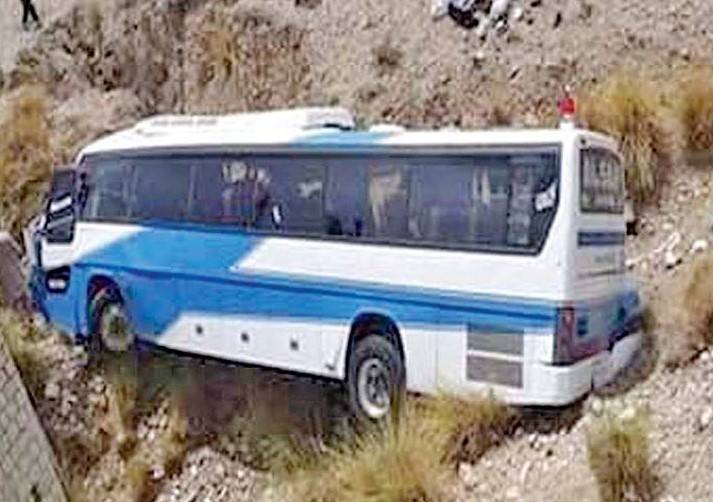 Four students die after brakes of their school van fail