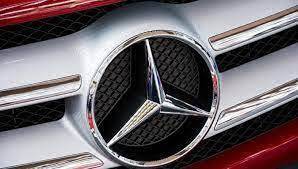 Mercedes recalls one million older cars