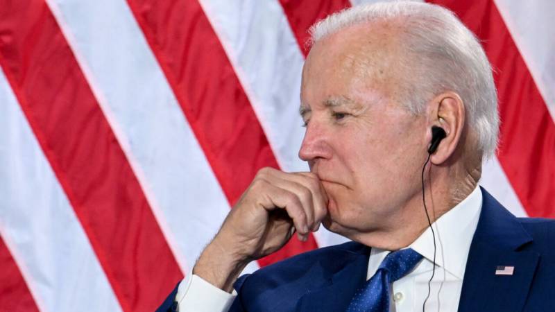 US inflation skyrockets, piling pressure on Biden