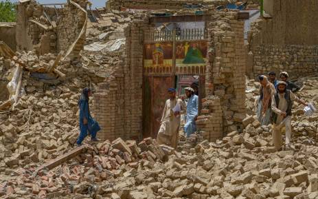 Afghan quake survivors without food and shelter as floods hamper relief effort