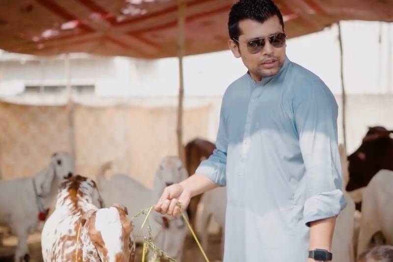 Cricketer Kamran Akmal ‘clean bowled’ by goat thief