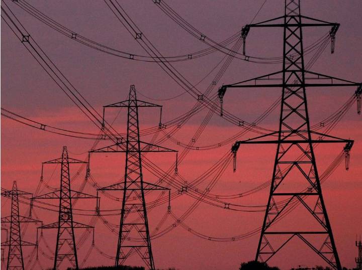 Lesco schedules power loadshedding in Lahore, suburbs again