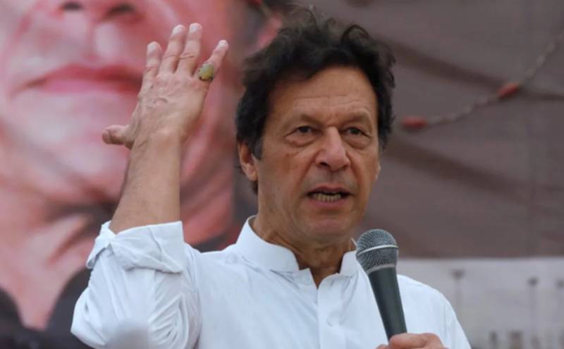 Imran says Sindh House horse-trading being repeated in Lahore