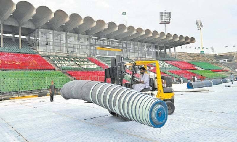 PTI all set to hold its public gathering at Lahore hockey stadium today