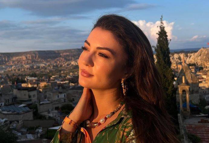 Turkish drama actress Burcu, like always posted on Instagram and has set the internet on fire