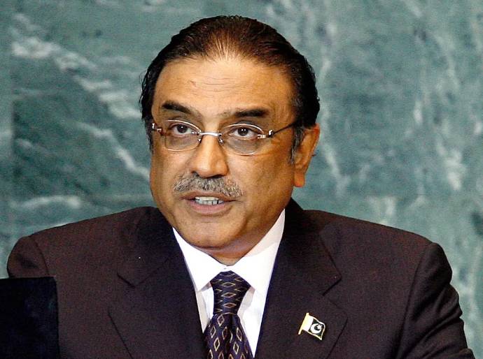 Ex-president Zardari arrives in Karachi 