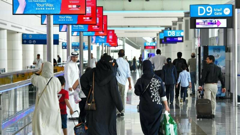 UAE starts deporting Pakistanis coming to emirates for employment on visit visa