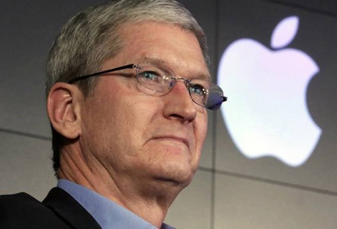 Apple CEO announces donations for Pakistan flood victims 