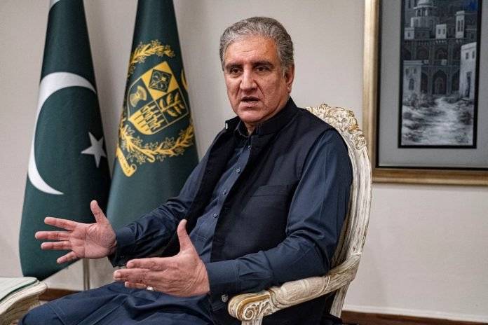 Qureshi condemns PDM’s attempts to paint Imran as anti-army