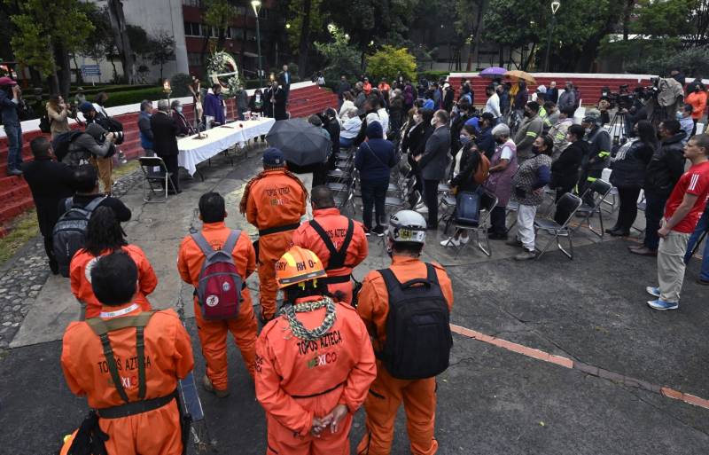 Major quake hits Mexico on anniversary of deadly tremors