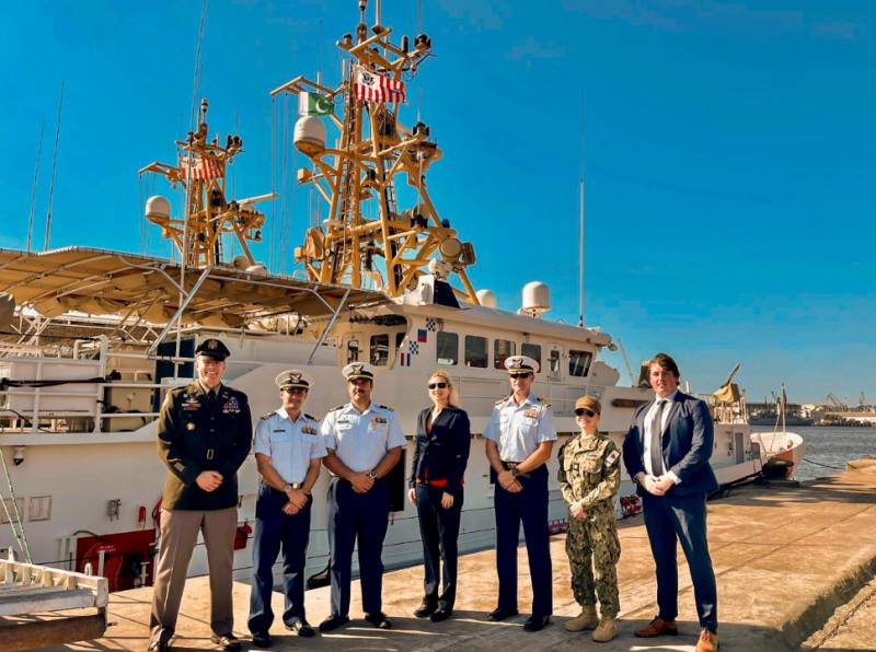 US Coast Guard ships visit Karachi for joint exercises